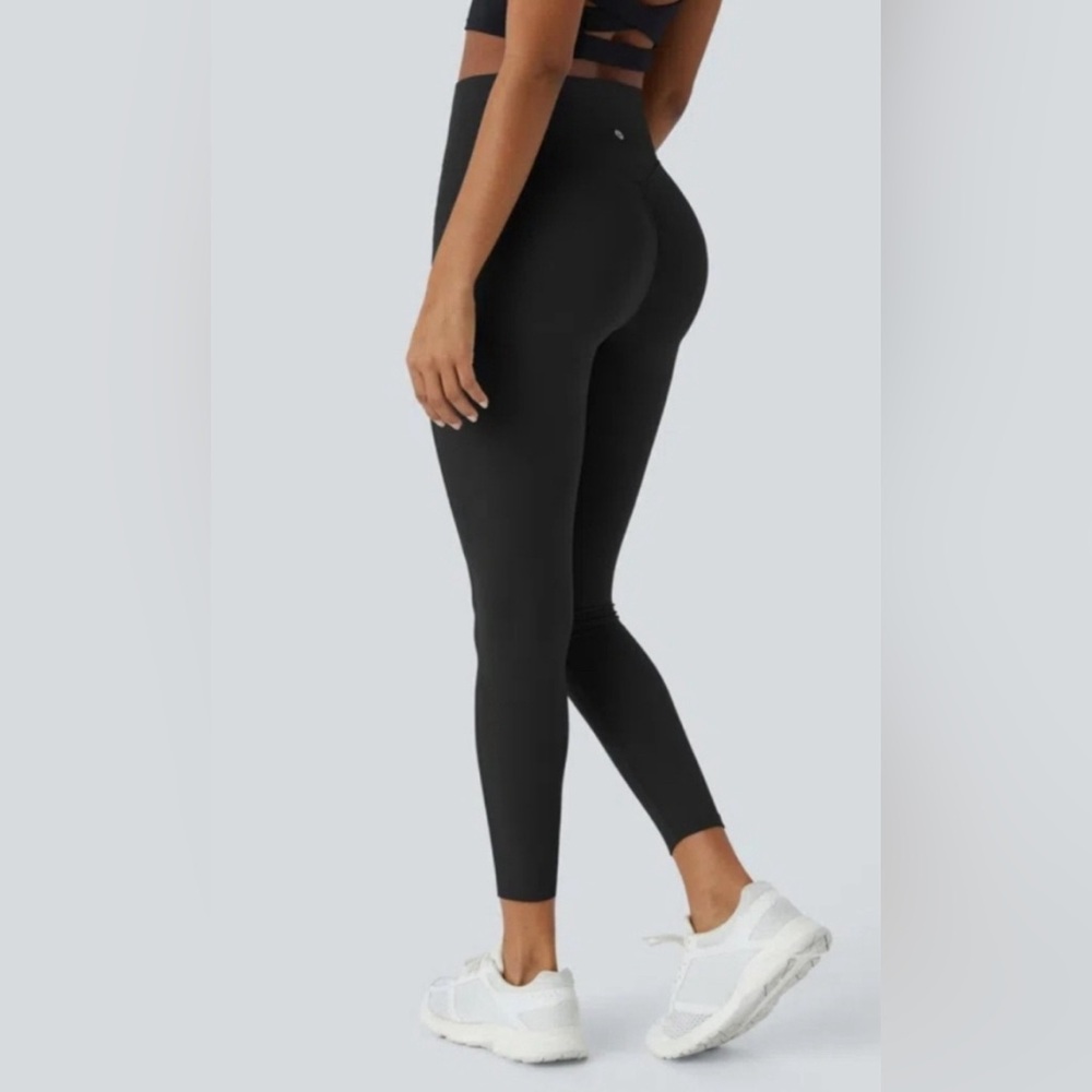 HALARA | NEW Black High-Waisted Butt Cinch Leggings 7/8 Women’s Size Small